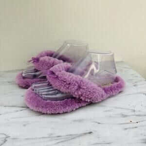 Ugg Purple Fuzzy Flip Flop Slippers Women’s Size 7.5